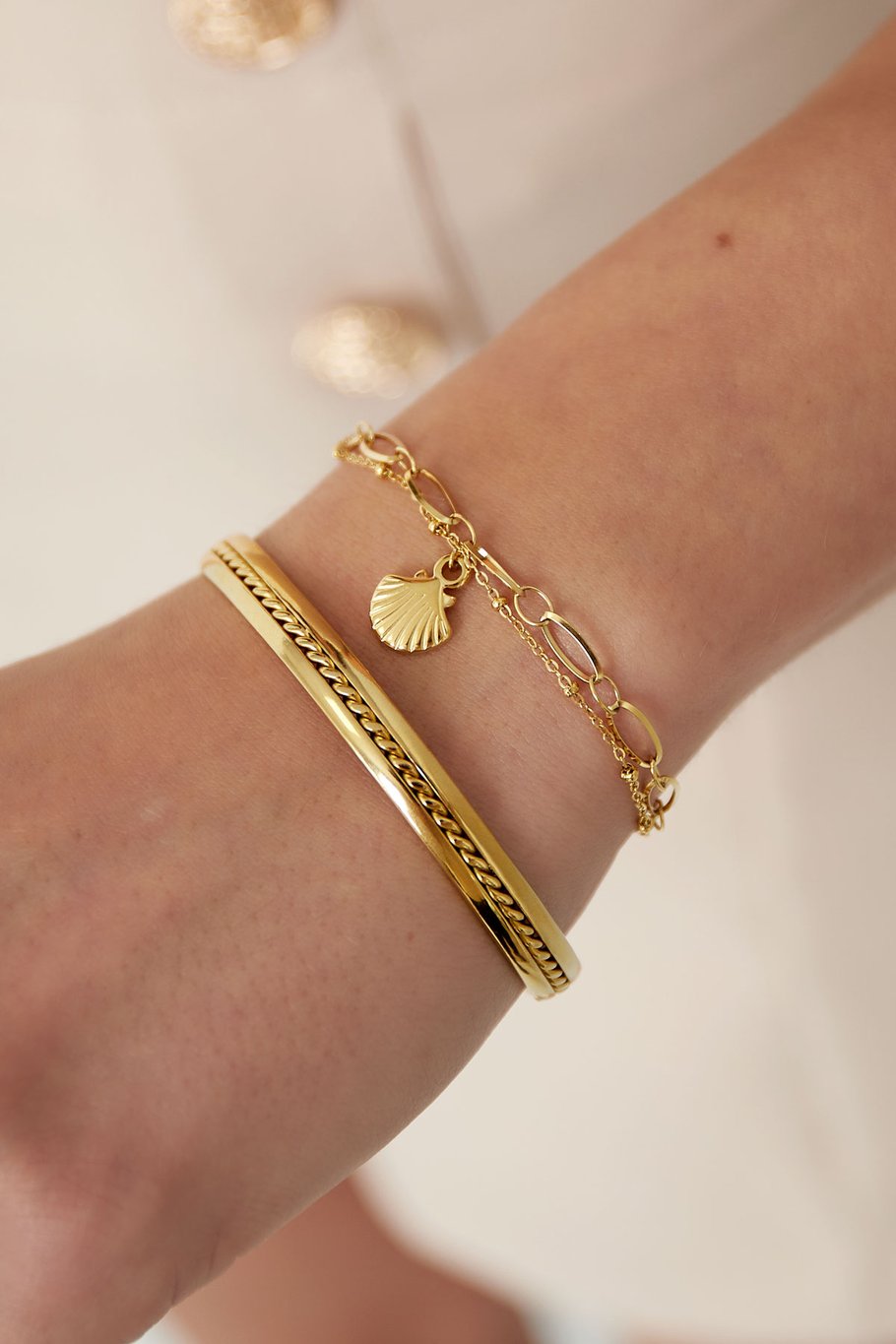 Double Shell Armband