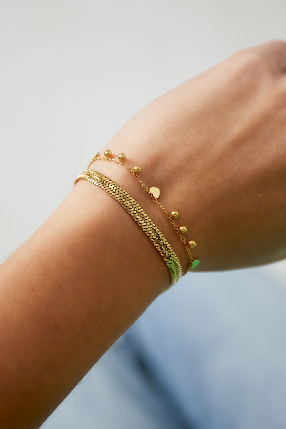 Tiny Heart Armband