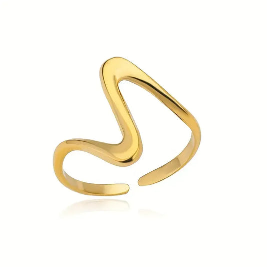 Chique Swirl Ring