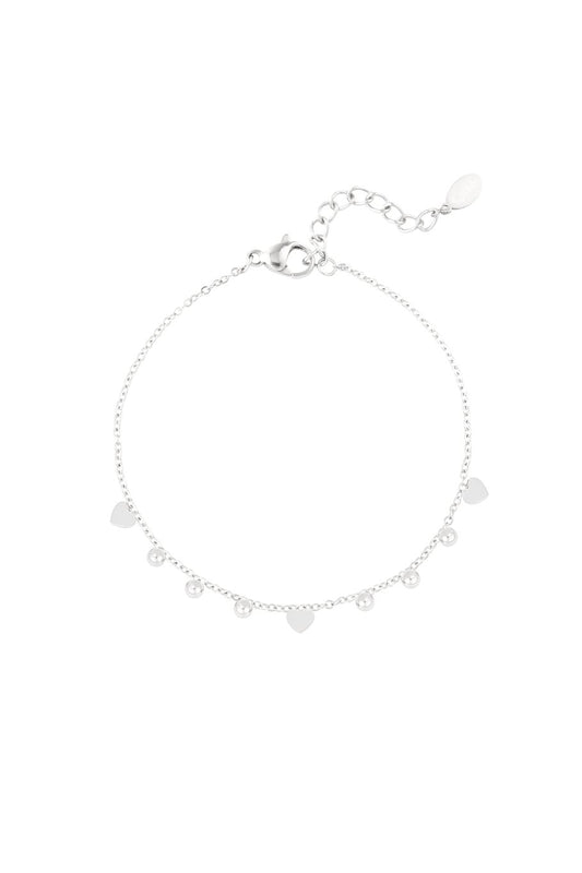Tiny Heart Armband
