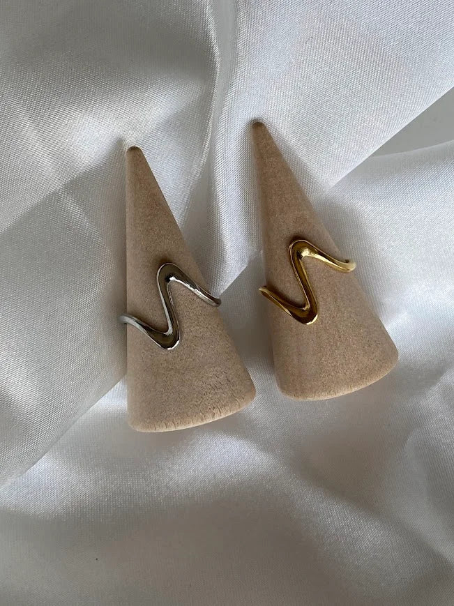 Chique Swirl Ring